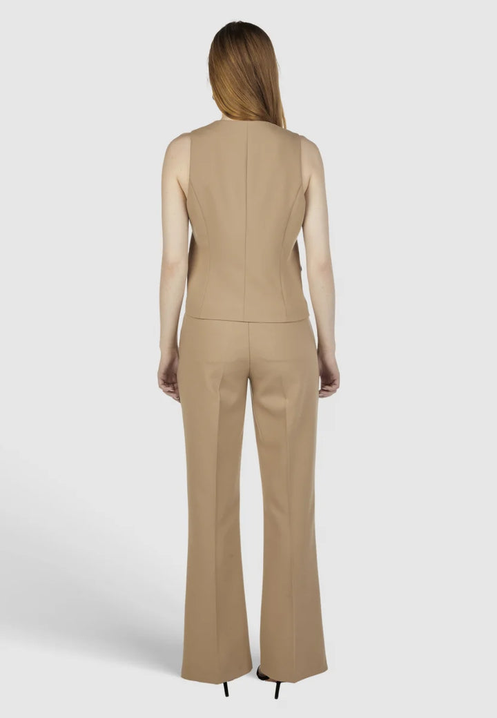 Pantalon jambe longue et évasée