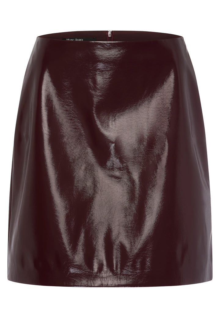 Jupe courte en faux cuir