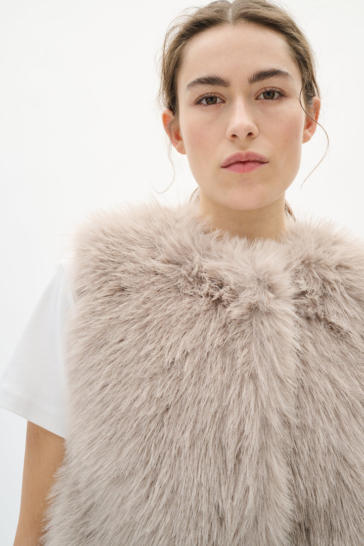 Gilet en fausse fourrure Zaziah