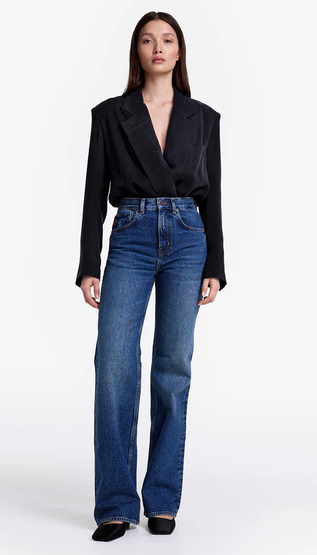 Veston justaucorps avec épaules structurées