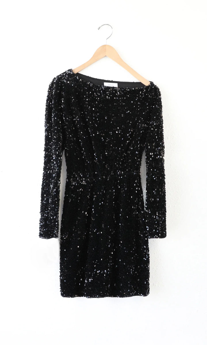 Robe asymétrique à l'épaule en paillettes