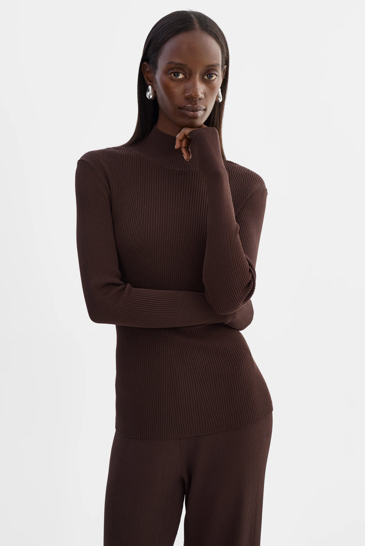 Pull ajusté côtelé avec col montant Sandrine