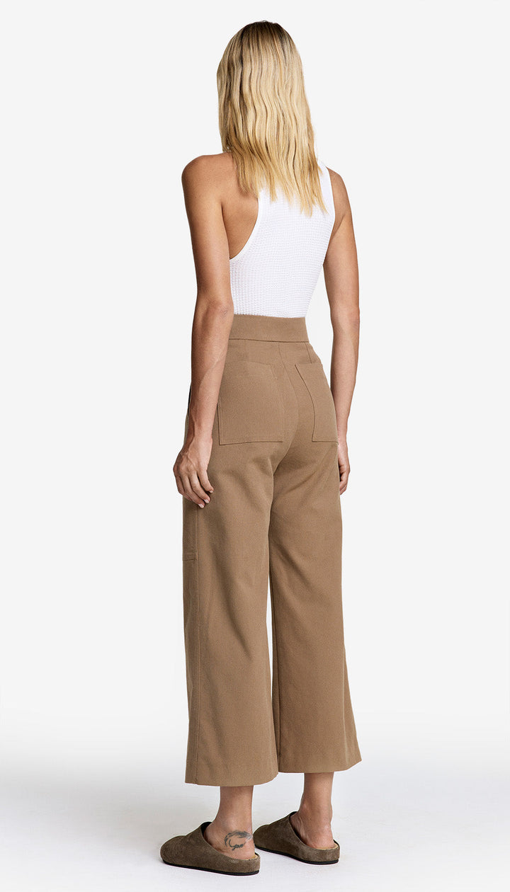 Pantalon évasé de longueur culotte