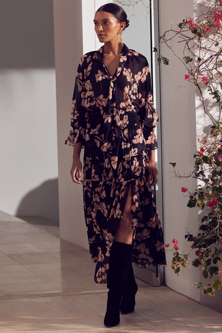 Jupe longue étagée avec motif floral Bar