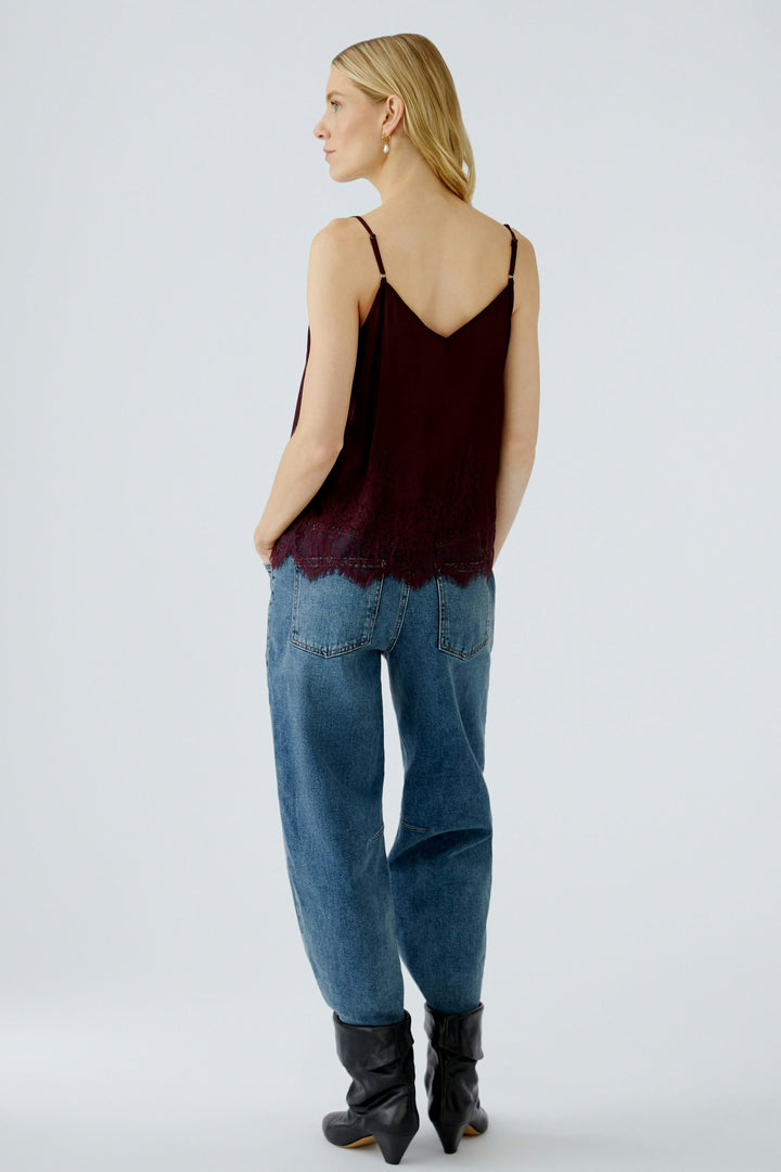 Camisole soyeuse à dentelle
