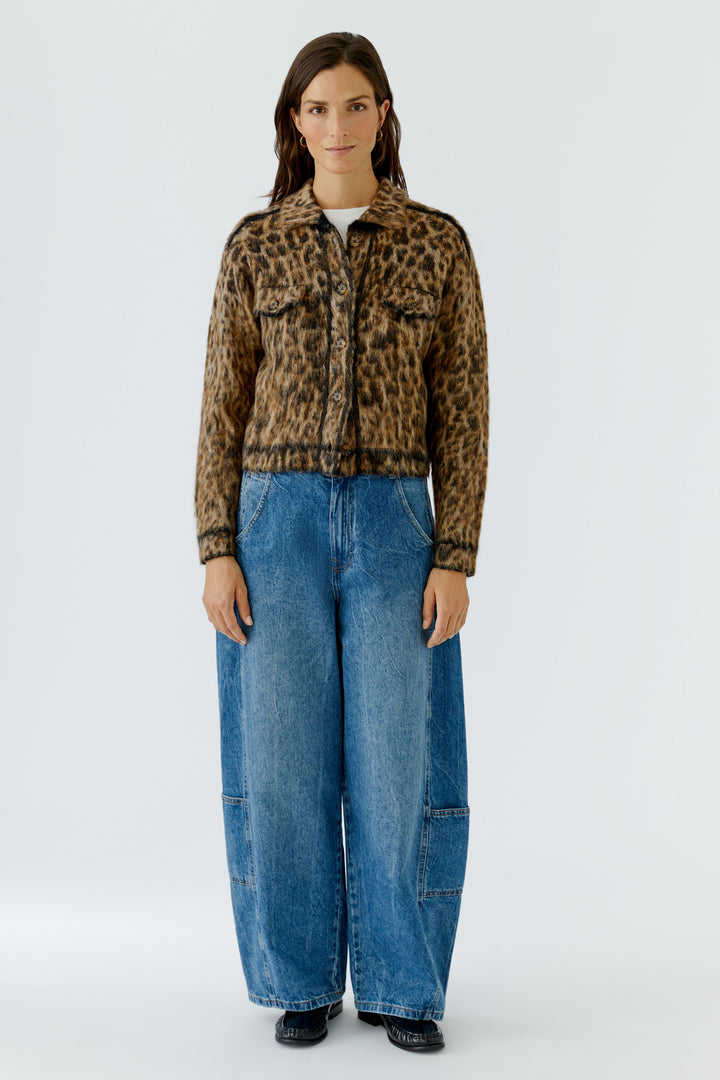 Veste courte en maille à motif léopard