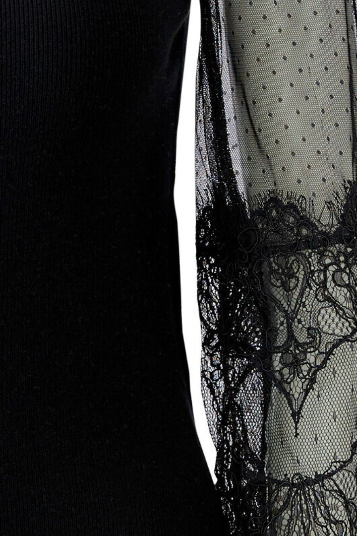 Haut à manches transparentes et col montant