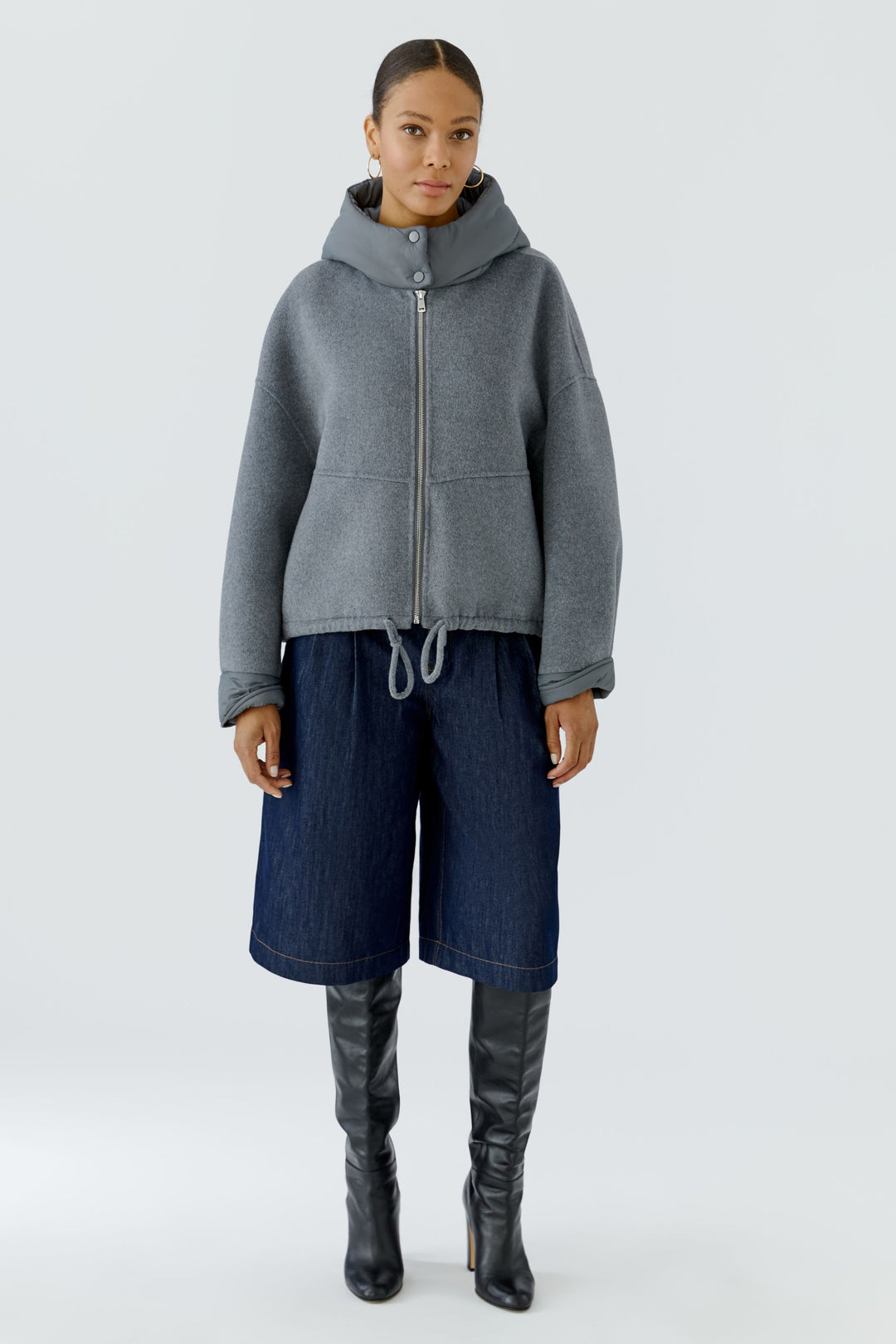 Veste ample à capuchon matelassé