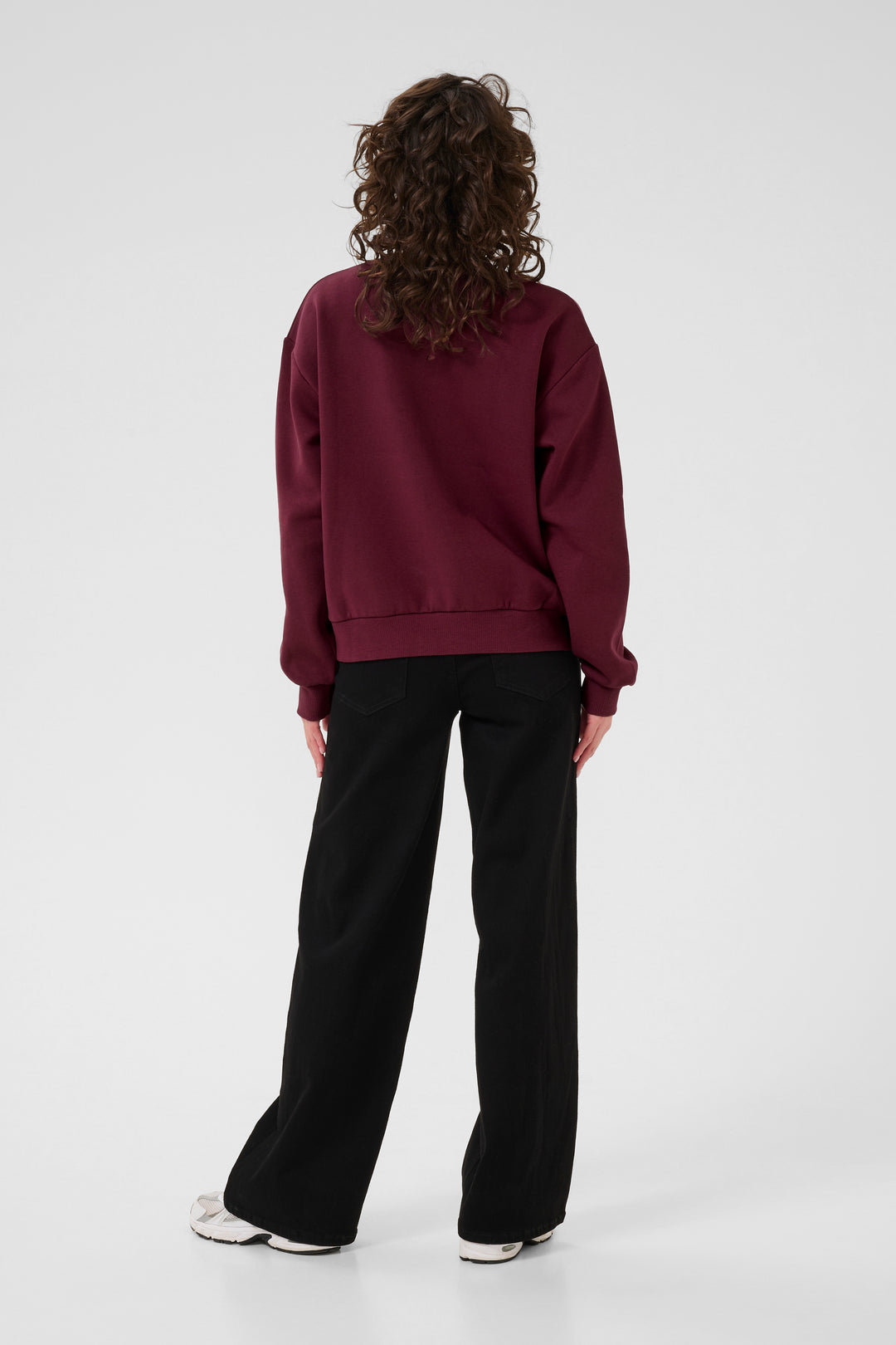 Sweat-shirt avec inscription "Amour" Elenora