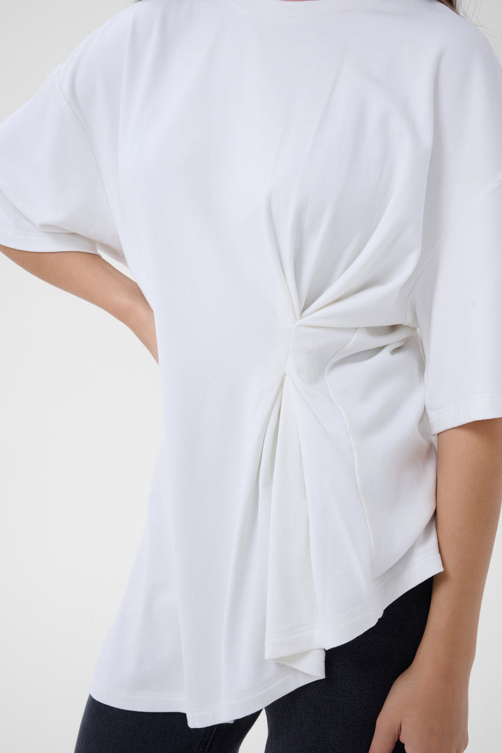 T-shirt asymétrique à drapé latéral Nupti