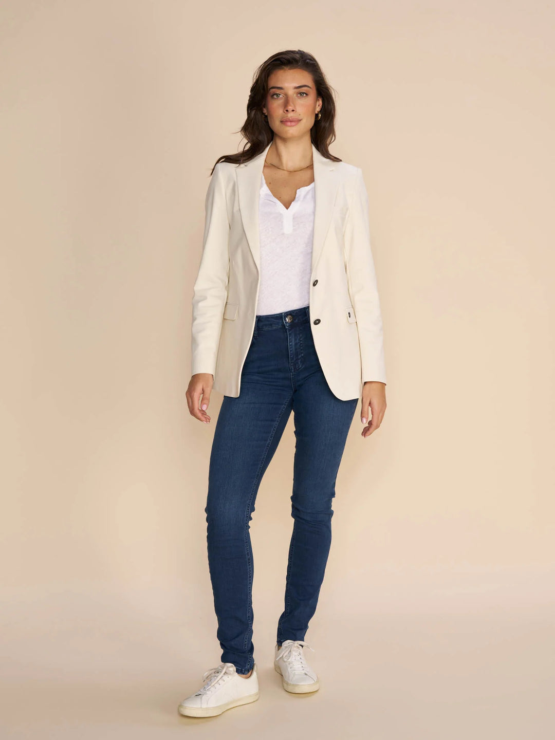 Veston classique avec deux boutons Mary