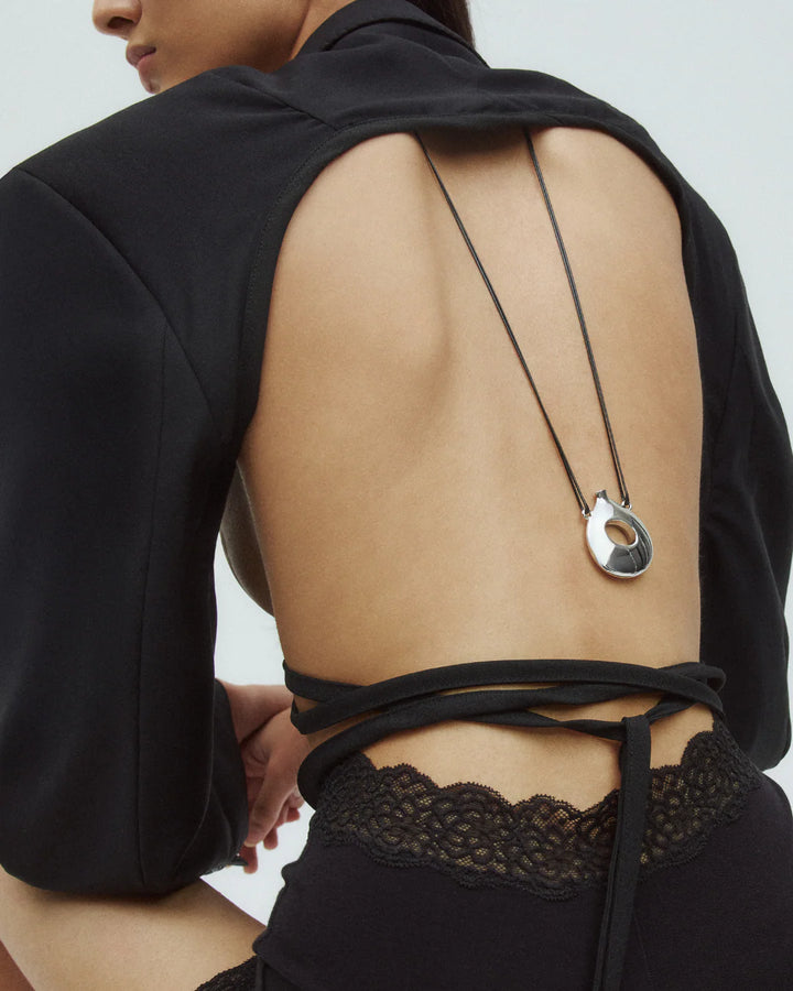 Collier cordon avec pendentif vase Amphora