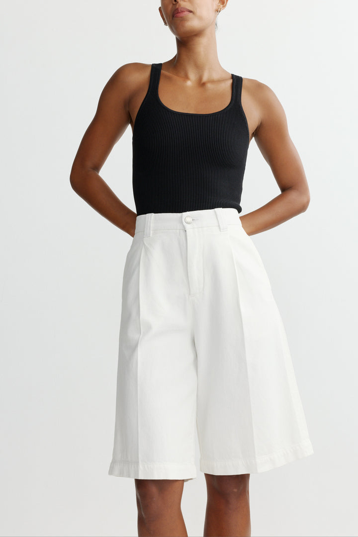 Short à jambe large et taille haute Hepburn