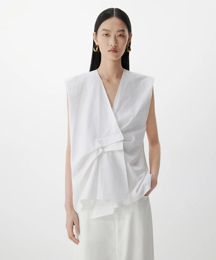 Blouse sans manches à plis asymétriques