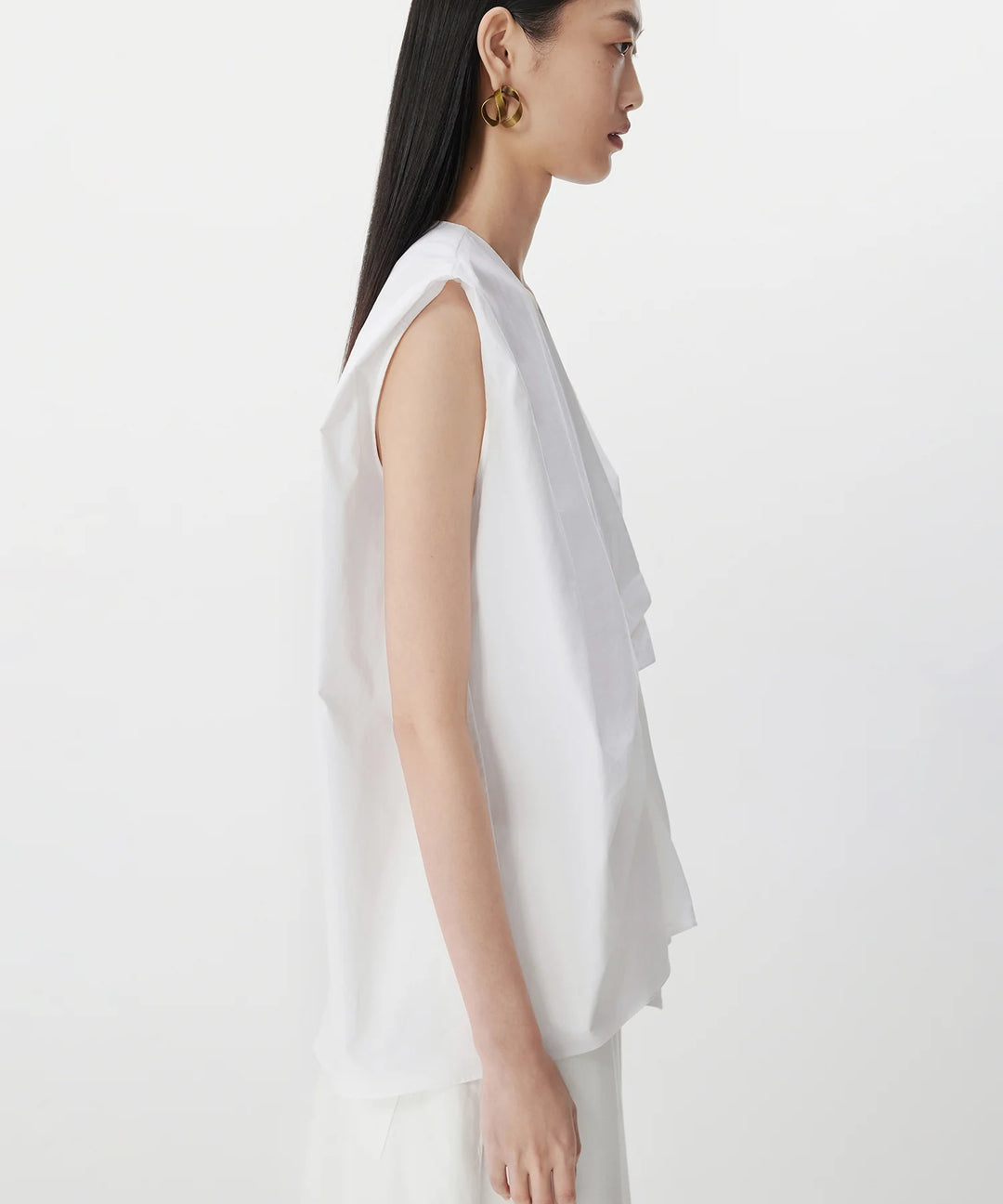 Blouse sans manches à plis asymétriques