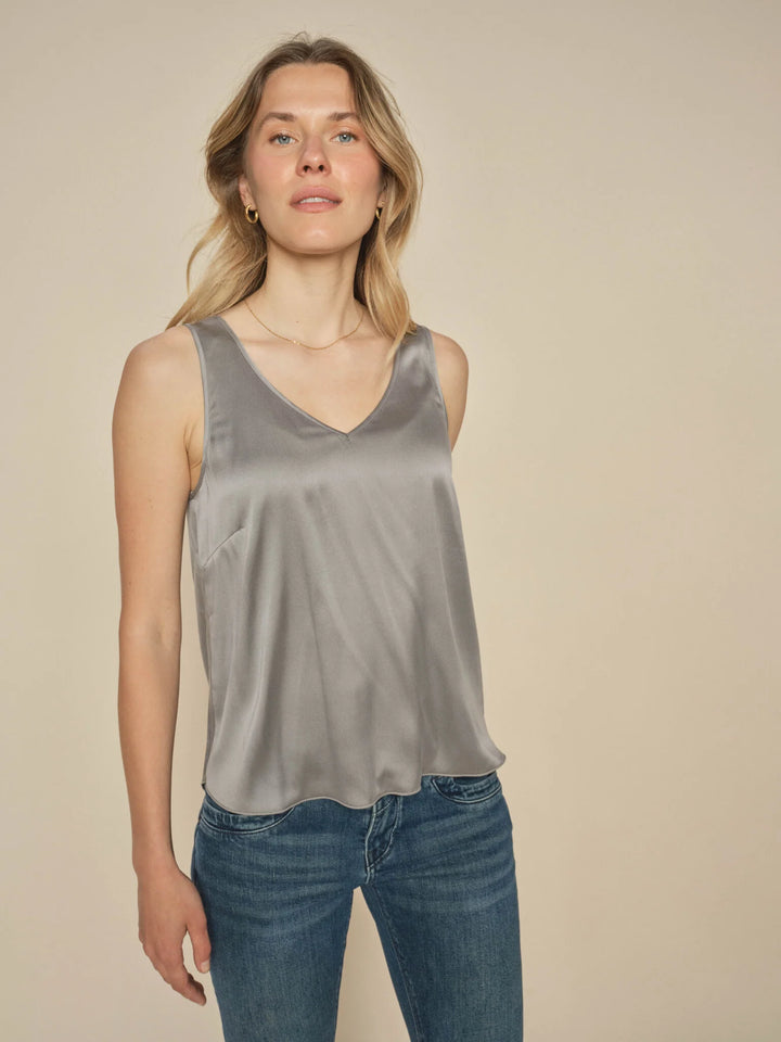 Camisole en soie avec col V Astrid
