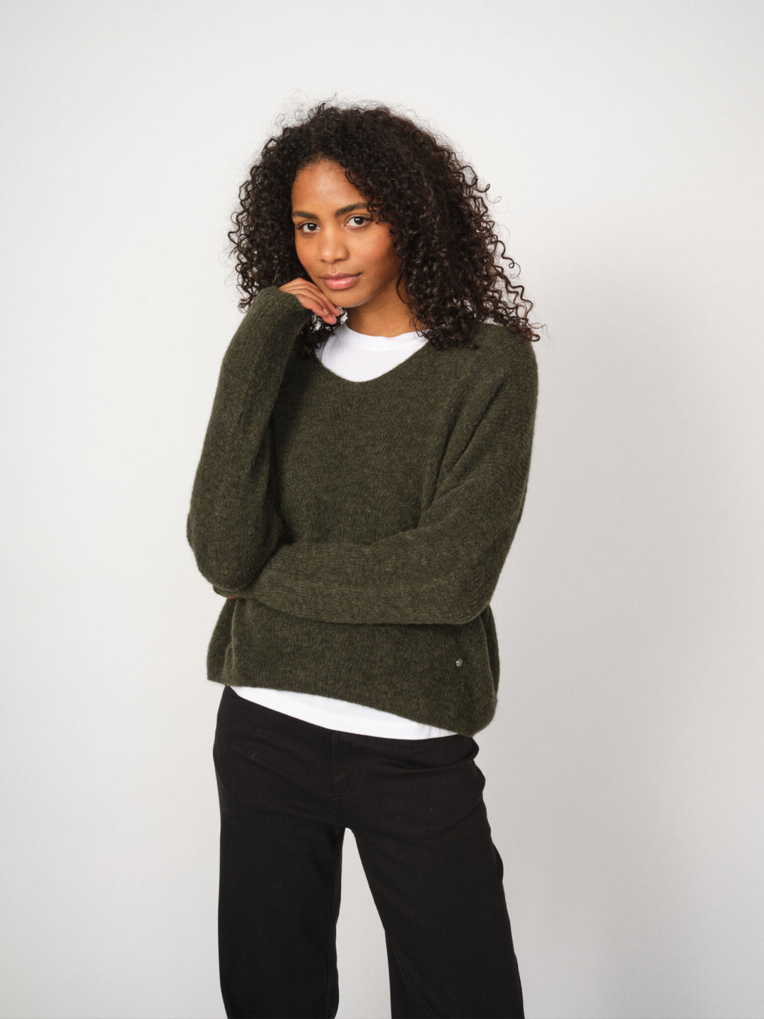 Pull en laine avec col V Thora