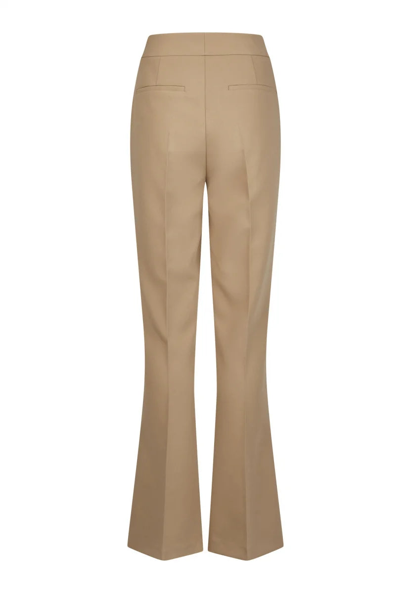 Pantalon jambe longue et évasée