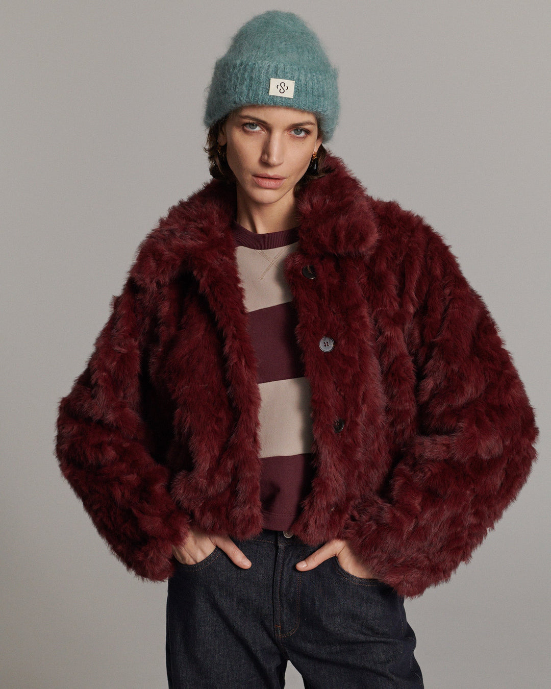 Veste en fausse fourrure à col montant