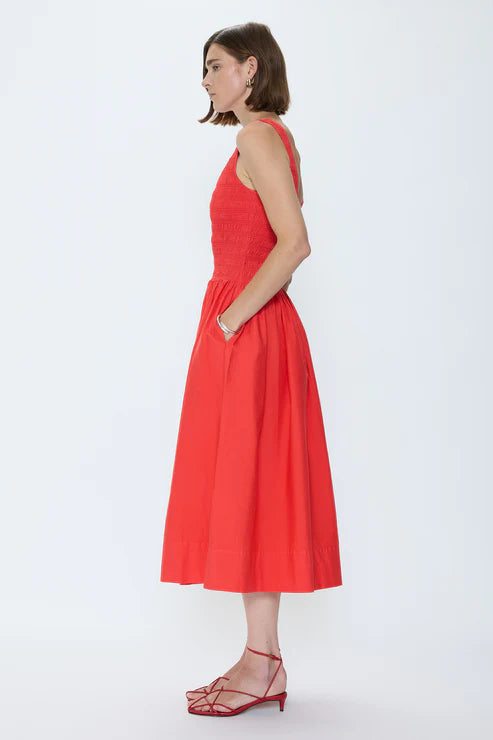 Robe midi smockée Alessia avec jupe ample