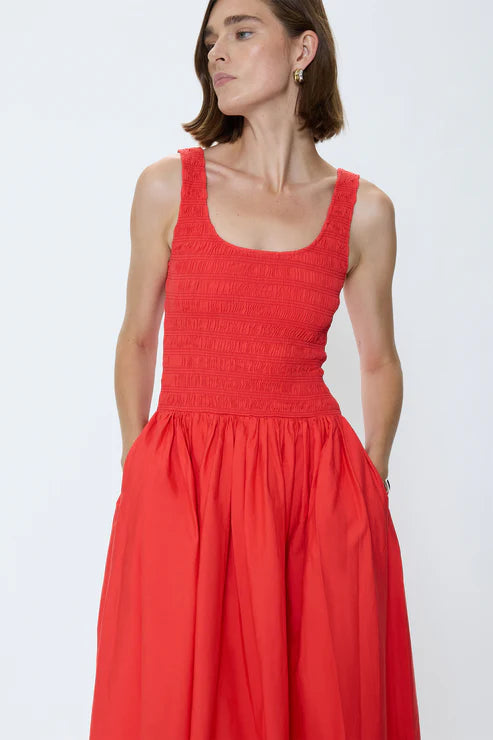 Robe midi smockée Alessia avec jupe ample