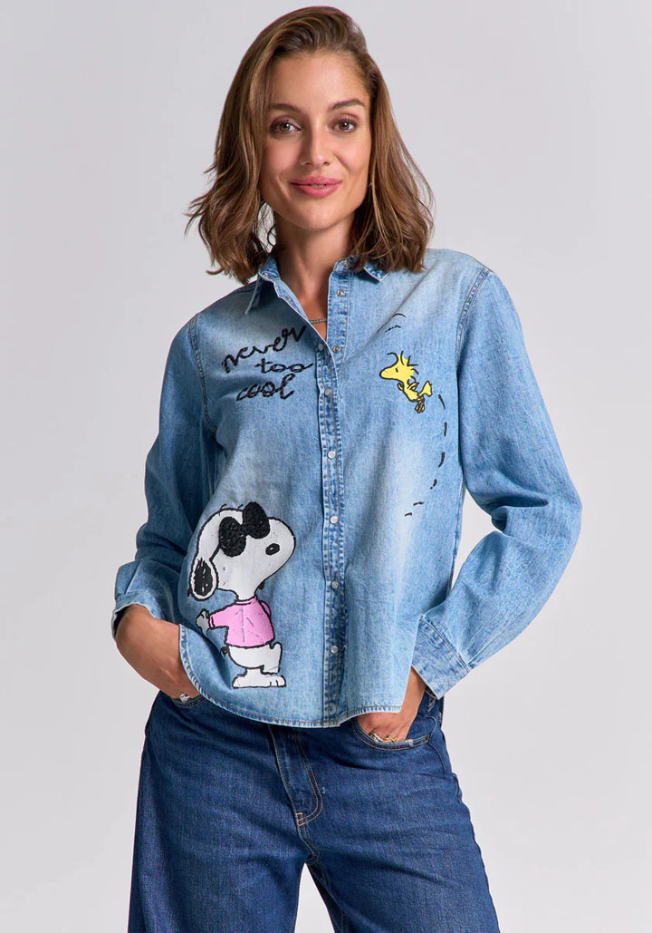 Chemisier en denim avec imprimé Snoopy