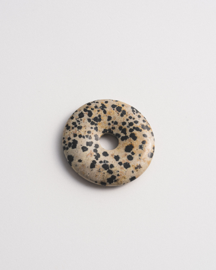 Pendentif rond en pierre Dalmatian Jasper