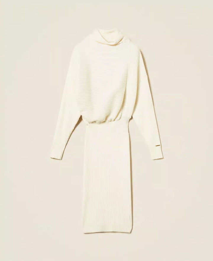 Robe midi en maille côtelée