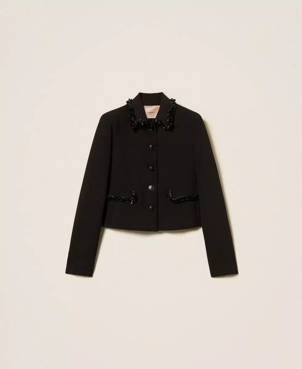 Blazer court en crêpe avec paillettes