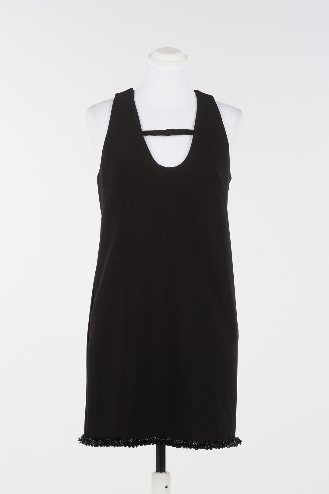 Robe courte sans manches avec boucle