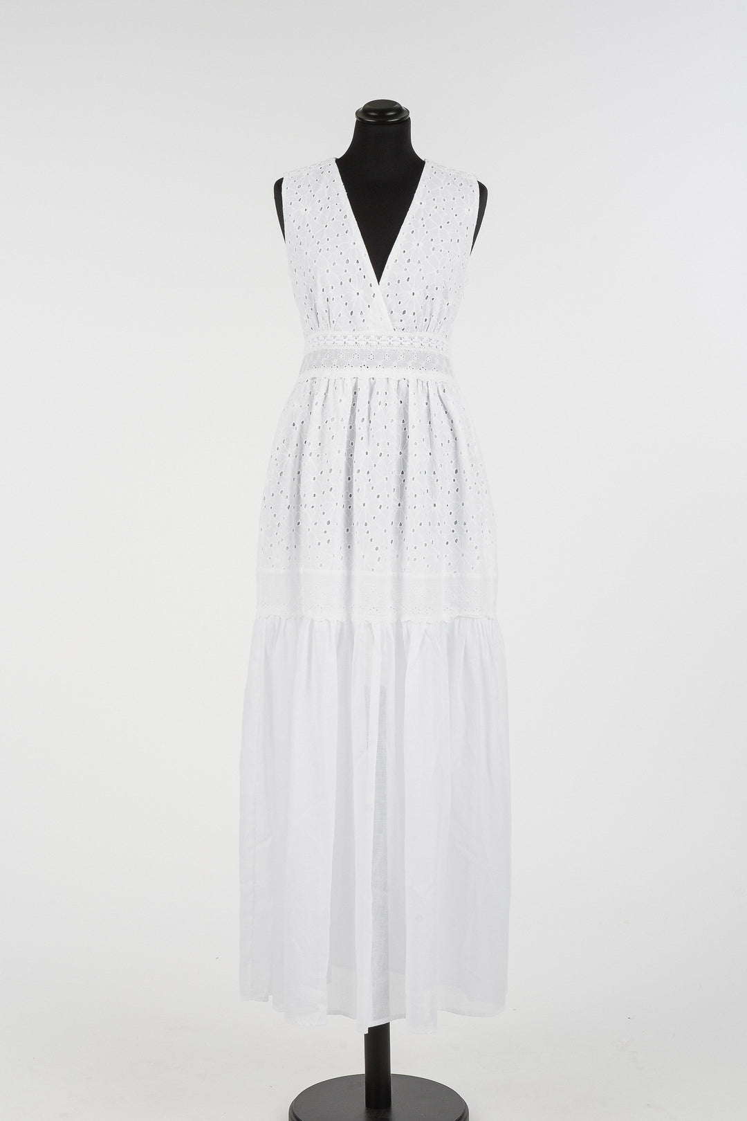 Robe longue à broderies anglaises