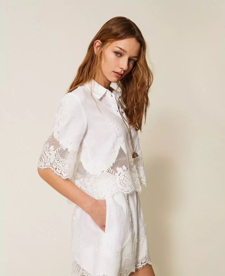 Ensemble chemise et pantalon en lin et dentelle