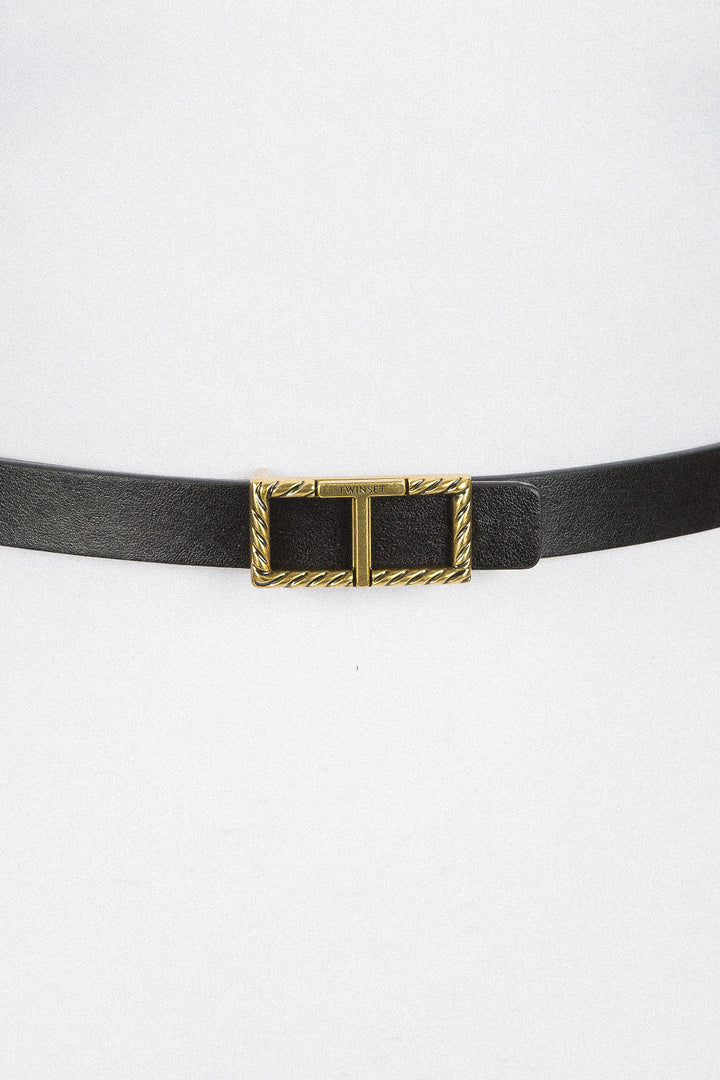 Ceinture réversible à boucle pivotante