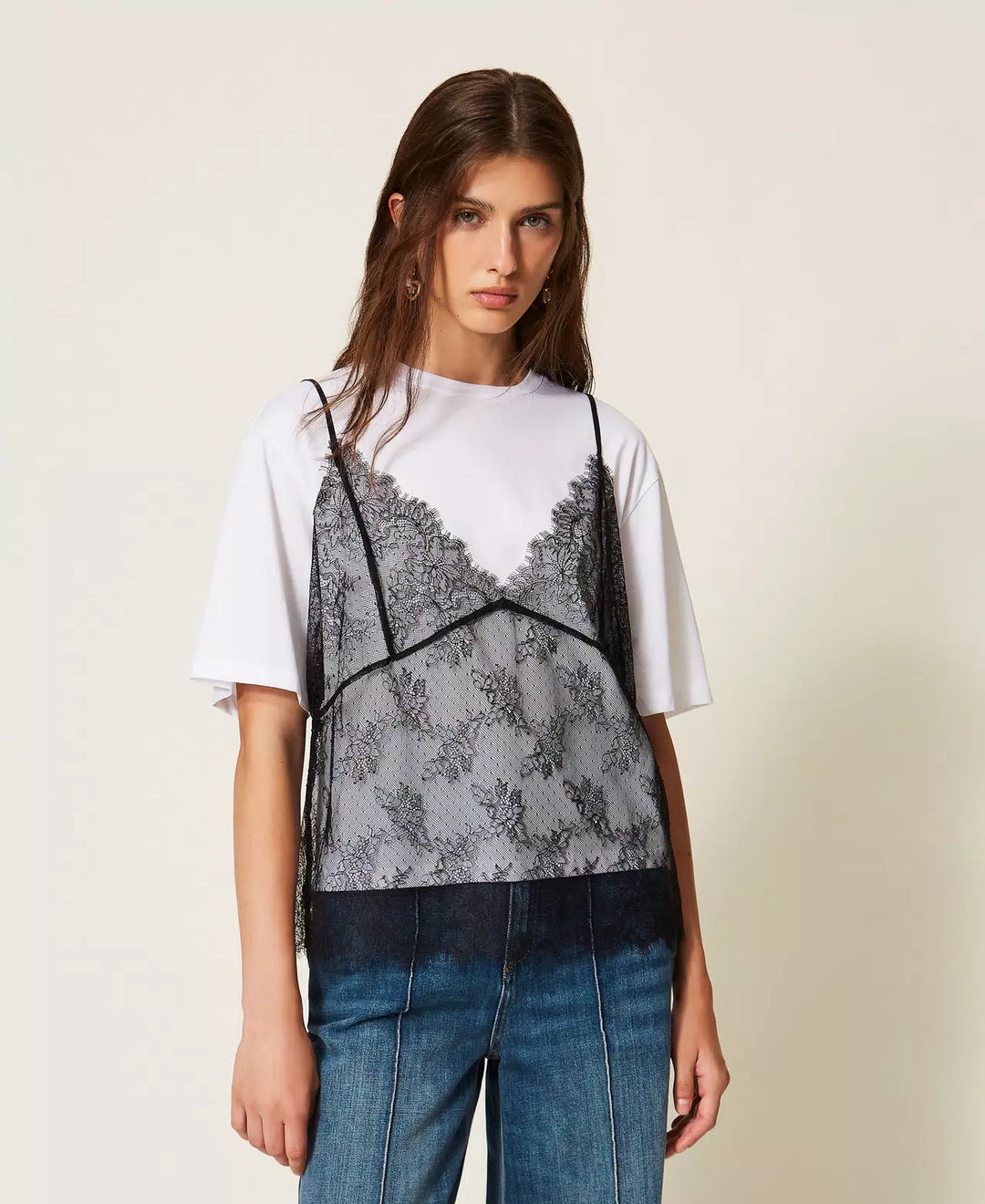 T-shirt avec camisole en dentelle