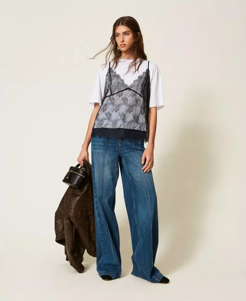 T-shirt avec camisole en dentelle