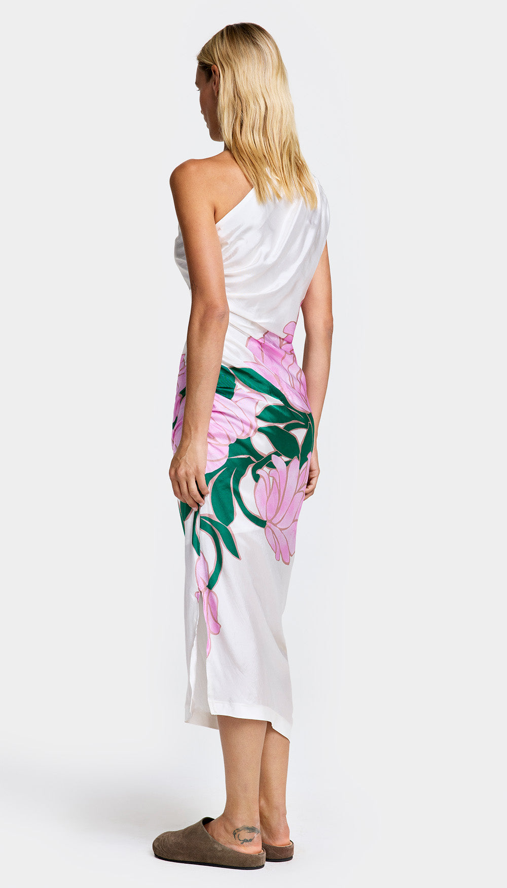 Robe midi asymétrique à épaule nue avec imprimé floral
