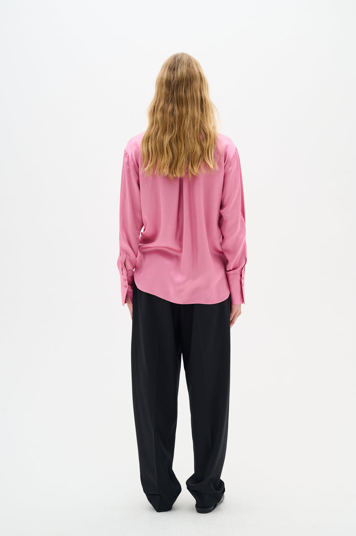 Chemise élégante et satinée Pauline