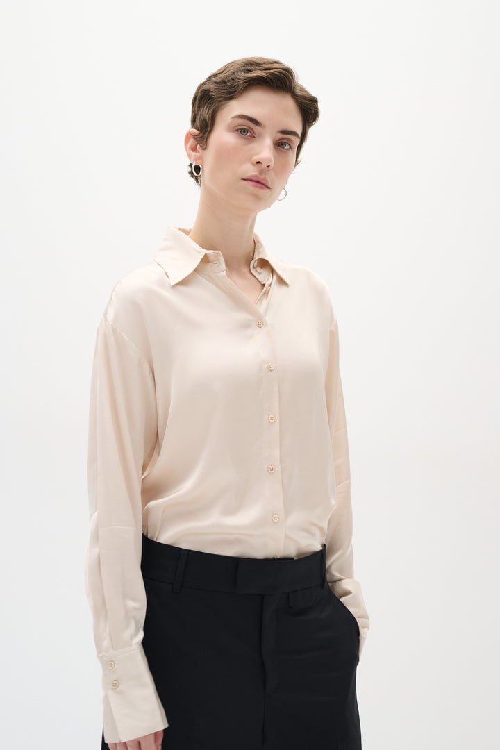 Chemisier satiné avec col classique Pauline