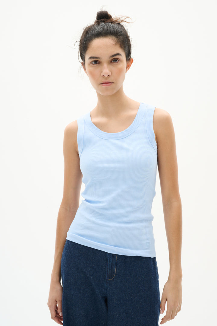 Camisole côtelée avec col rond Dagna
