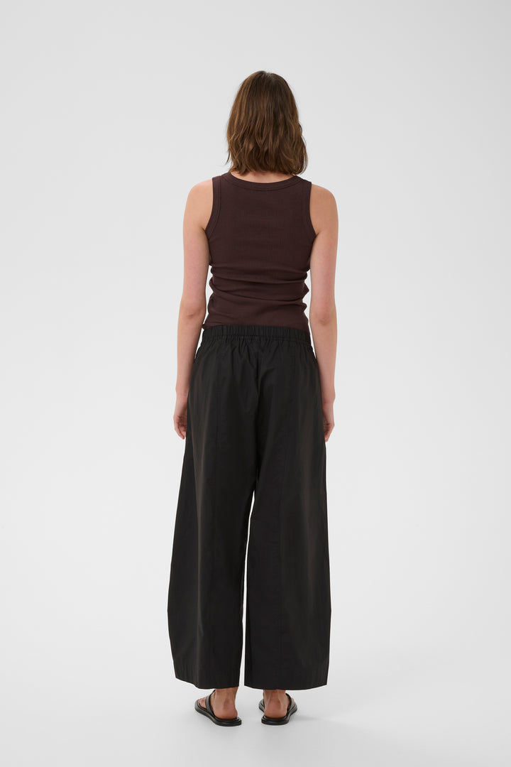 Camisole côtelée avec col rond Dagna
