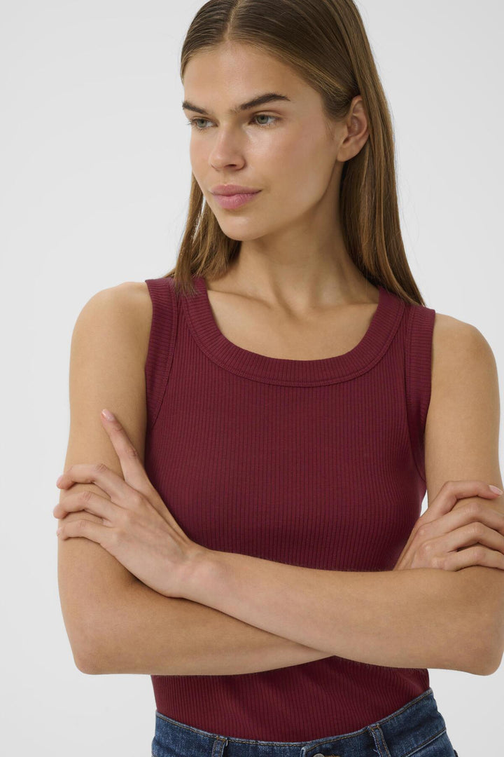 Camisole côtelée avec col rond Dagna