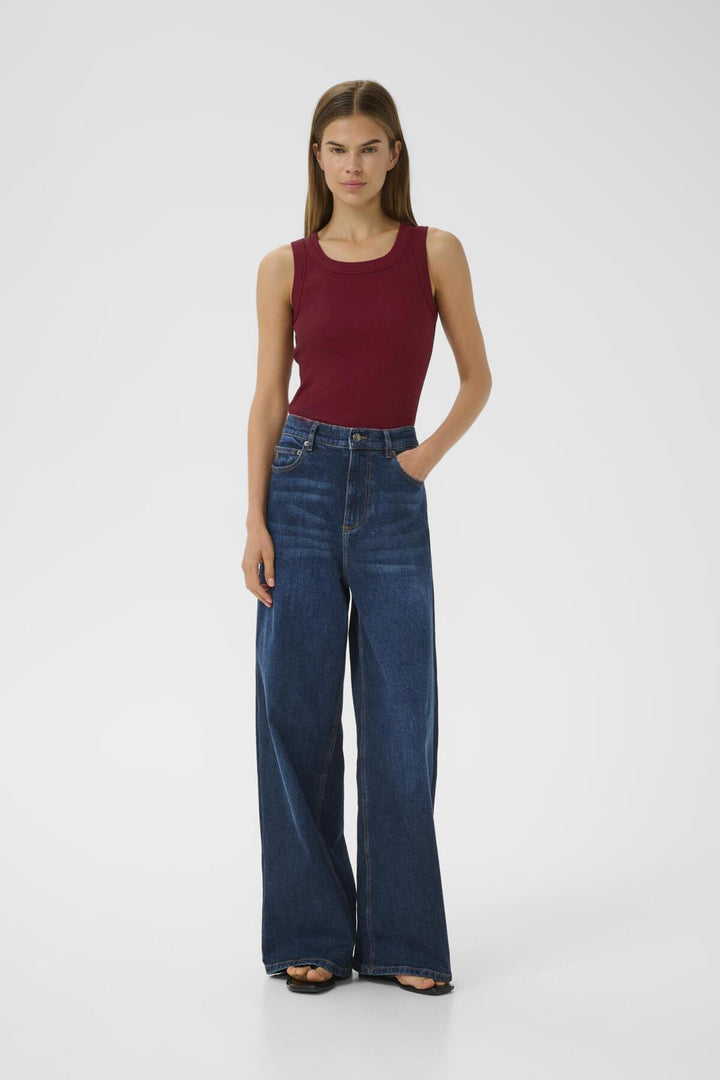 Camisole côtelée avec col rond Dagna