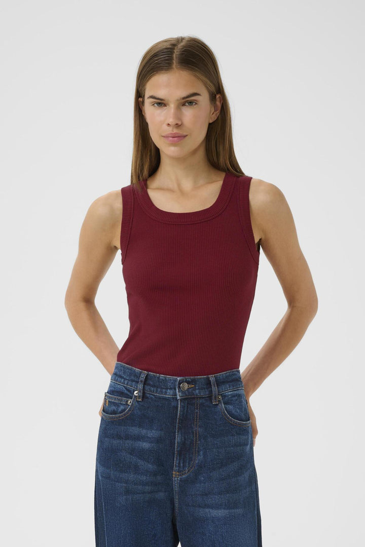 Camisole côtelée avec col rond Dagna