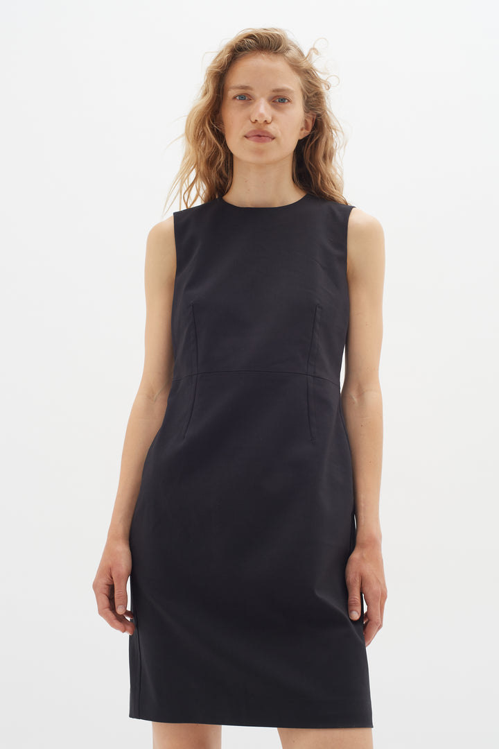 Robe courte sans manches Ziggi