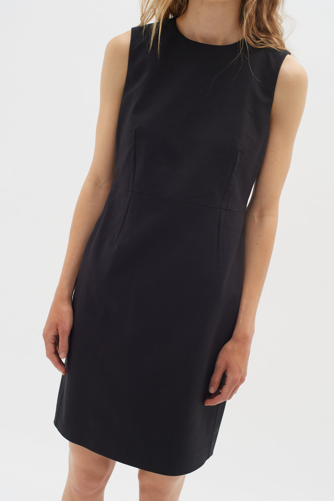 Robe courte sans manches Ziggi