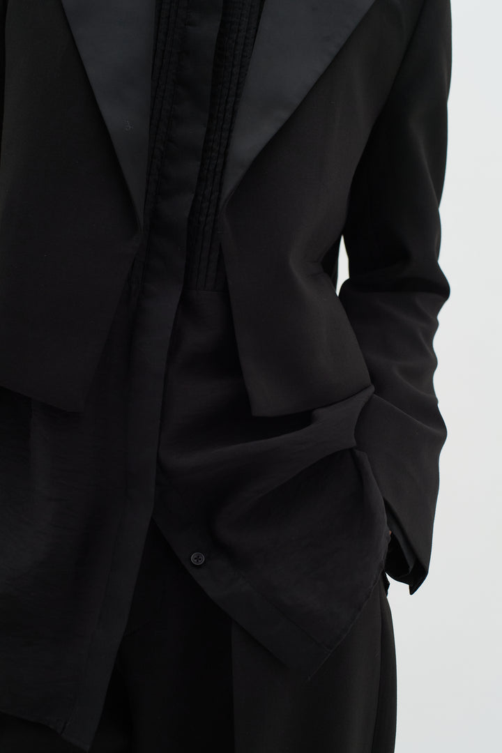 Blazer court tuxedo avec satin Yael