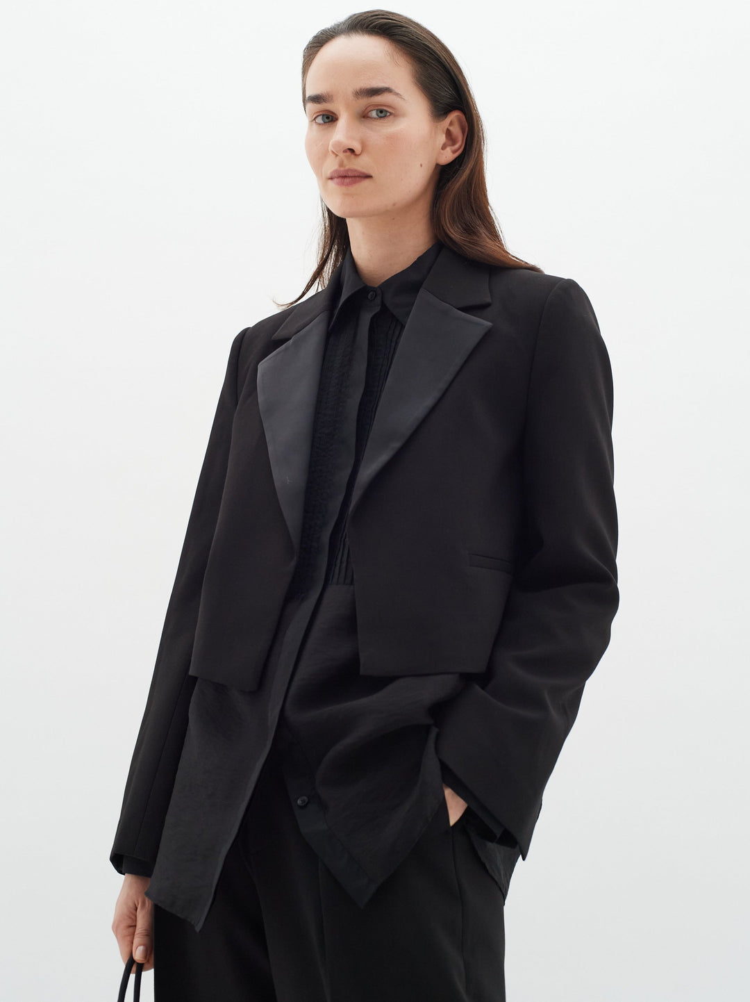 Blazer court tuxedo avec satin Yael