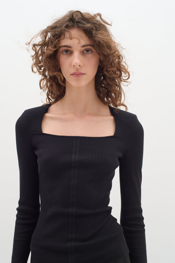 Pull à encolure carrée Yaelle