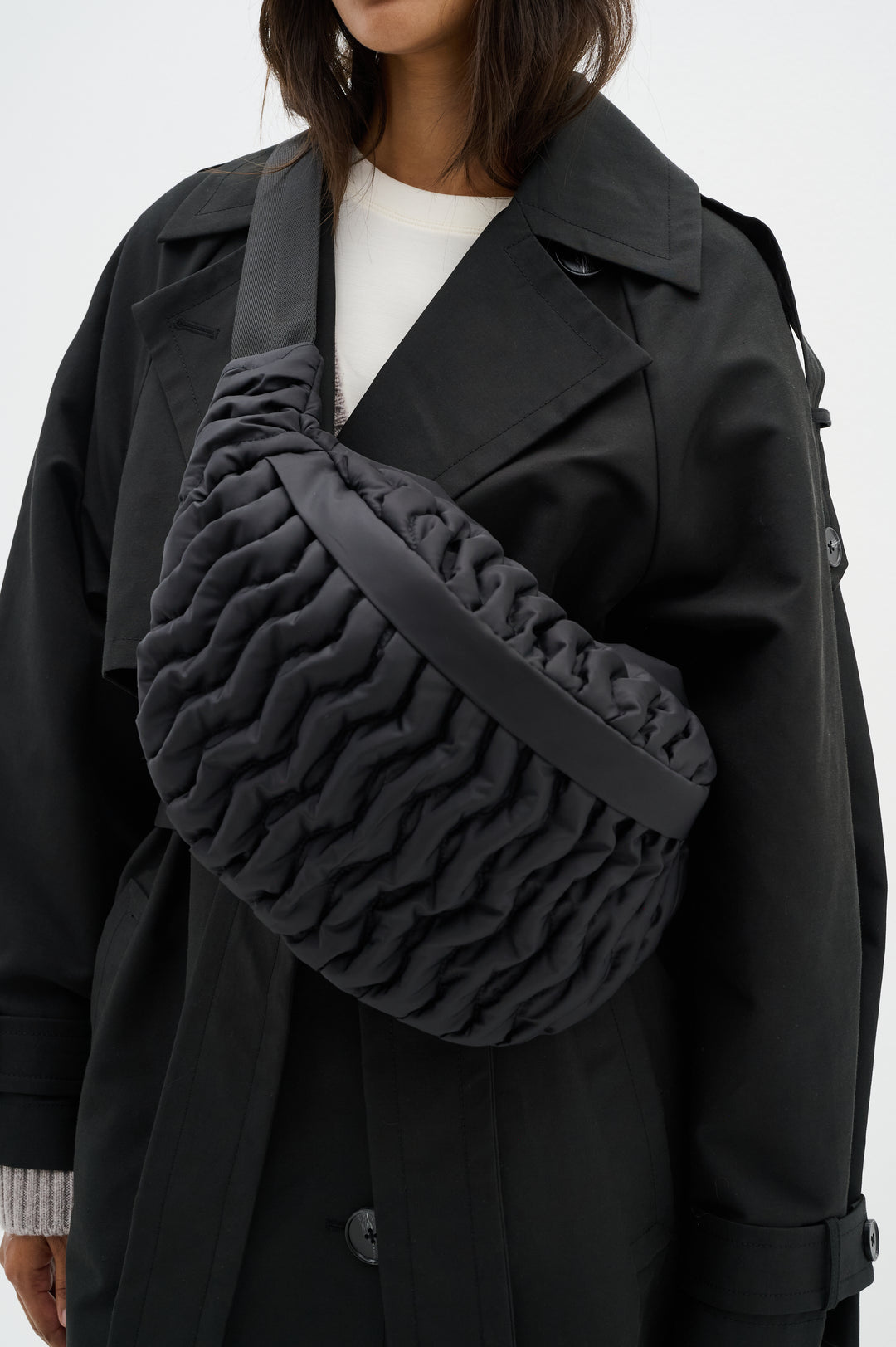 Sac banane matelassé avec motif ondulé Rasidan