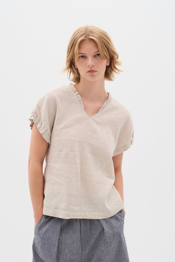 T-shirt en lin avec détails volantés Rigitta